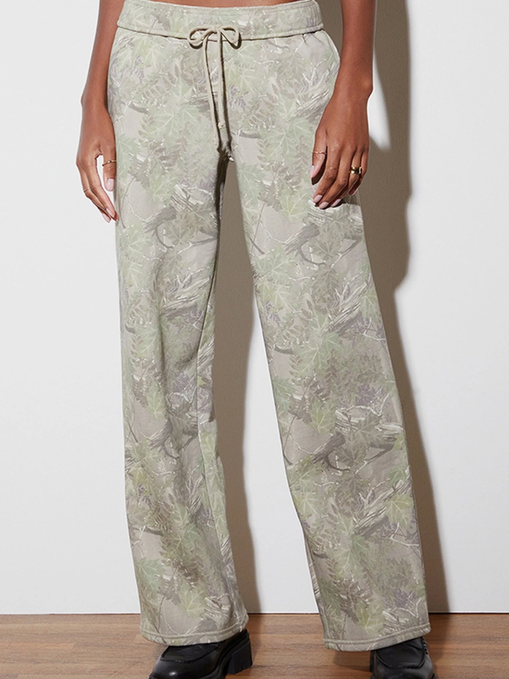 Pacsun tree camo sweatpants